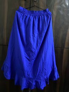Women Wear Navy Blue Trouser