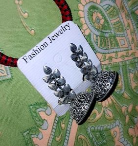 Silver Jhumka Earrings