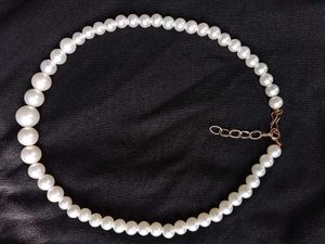 Elegant Pearl Necklace &amp; Earring Set