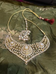 Pearl Heavy Set With Mangti ka