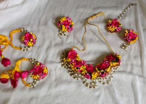 Floral Jewelry Set