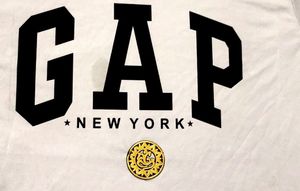 Gap T Shirt Size L