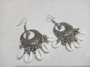 Silver Pearl Earrings