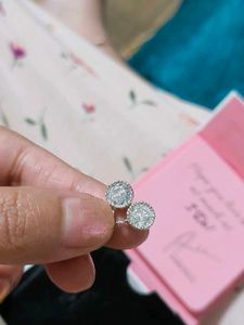 Giva Elegance On The Rise Danglers