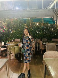 Graphic Print Long Sleeve Dress