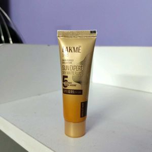 Lakme Sun Expert SPF 50
