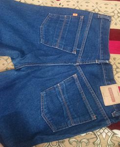 Newport Jean + Free Crocodile brand top