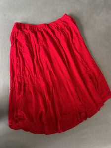 Red gather skirt (size L/XL)