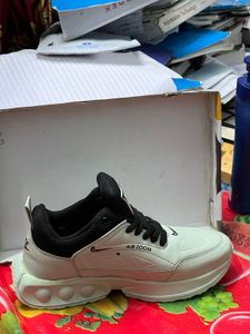 Best Premium Popular Trending Shoes For Men