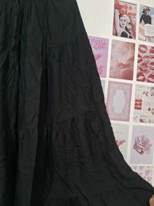 Simple Black Tiered Skirt