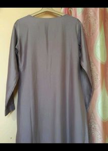 Elegant Mauve Embroidered Kurta Set