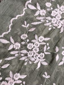 Women Green Floral Embroidery Viscose Kimono Shrug