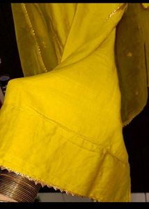 Organza Suit💛