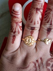 Elegant Gold Ring