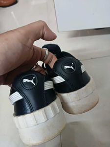 Puma Womens Court Ultra Lite Sneaker