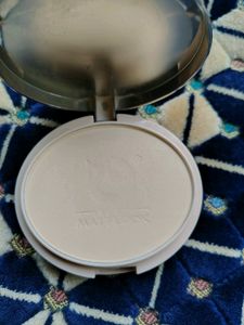 Concealer And Compact Combo