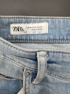 Zara Light Wash Denim Jeans