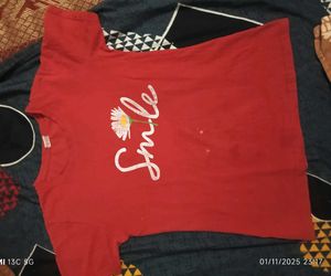 red tshirt for women