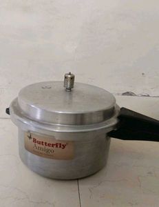 Butterfly Amigo Pressure Cooker