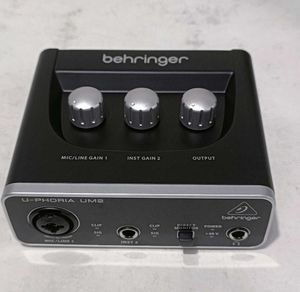 Behringer U-PHORIA UMC22 Audiophile 2x2 USB Audio