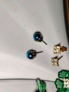 Earrings &amp; Brooch Bundle