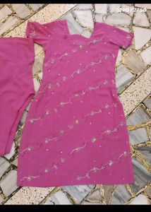 Crepe Kurta Set With Hand Embroidery