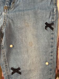 🎀 Bow Light Wash Jeans