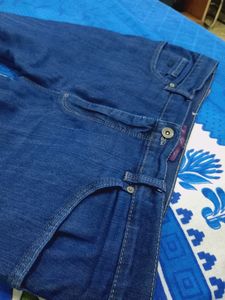 Blue Jeans With Designer Pocket