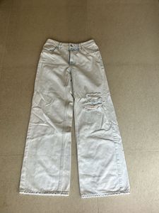 Urbanic Ripped Wide Jeans