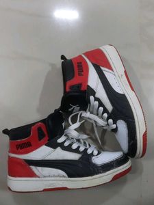 Puma Rebound Joy Sneakers