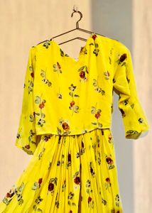 Gold-Toned Floral Dress. Embroidered Neck.