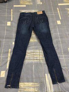 Distressed Dark Wash Denim Jeans