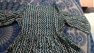 L Size Top For All