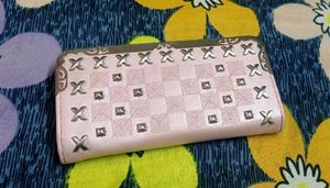 Free DELIVERY! Pink Ladies Purse/Wallet
