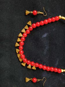 Red Beaded Necklace Set