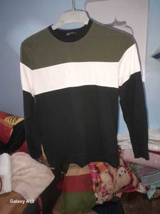 Color Block Long Sleeve Tee