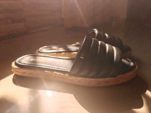 New Mk Auth Sandals
