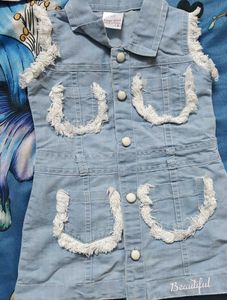 Cute Top A Little Baby Girl Is Stylish Latest Toop