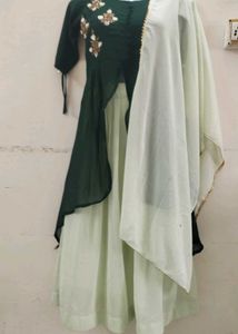 Elegant Green & White Kurta Set