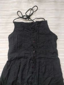 Black Sleeveless Top
