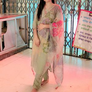 Elegant Salwar Suit Set