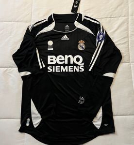 Real Madrid 06/07 Away Jersey - R. Carlos