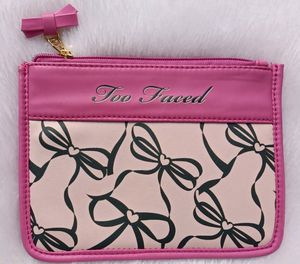 Too Faced Pouch ♥️💕
