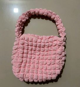 URBANIC baby pink hobo bag🩷🎀