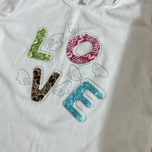 2 T-shirts Love