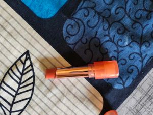 Natural Peach Nude Lipstick