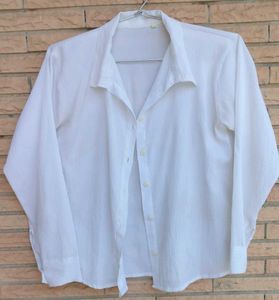 WHITE SHIRT