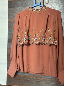 Elegant Top 😍