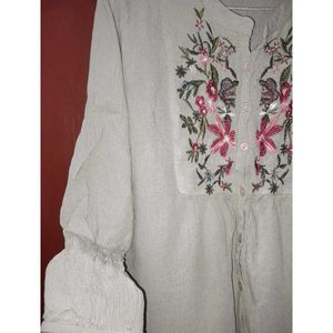 Floral Embroidered Tunic Top