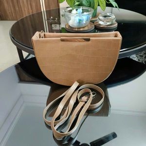🛍️ Tan Sling Bag ⭐⭐⭐⭐⭐